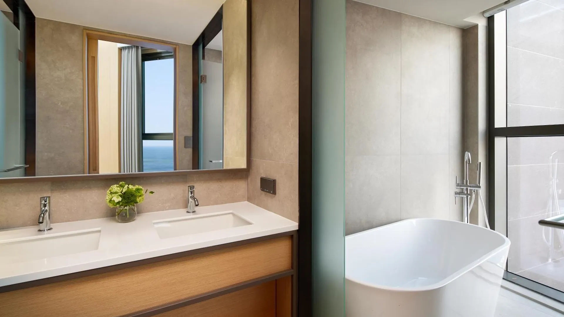 ****  L7 Haeundae By Lotte Hotel Busan South Korea
